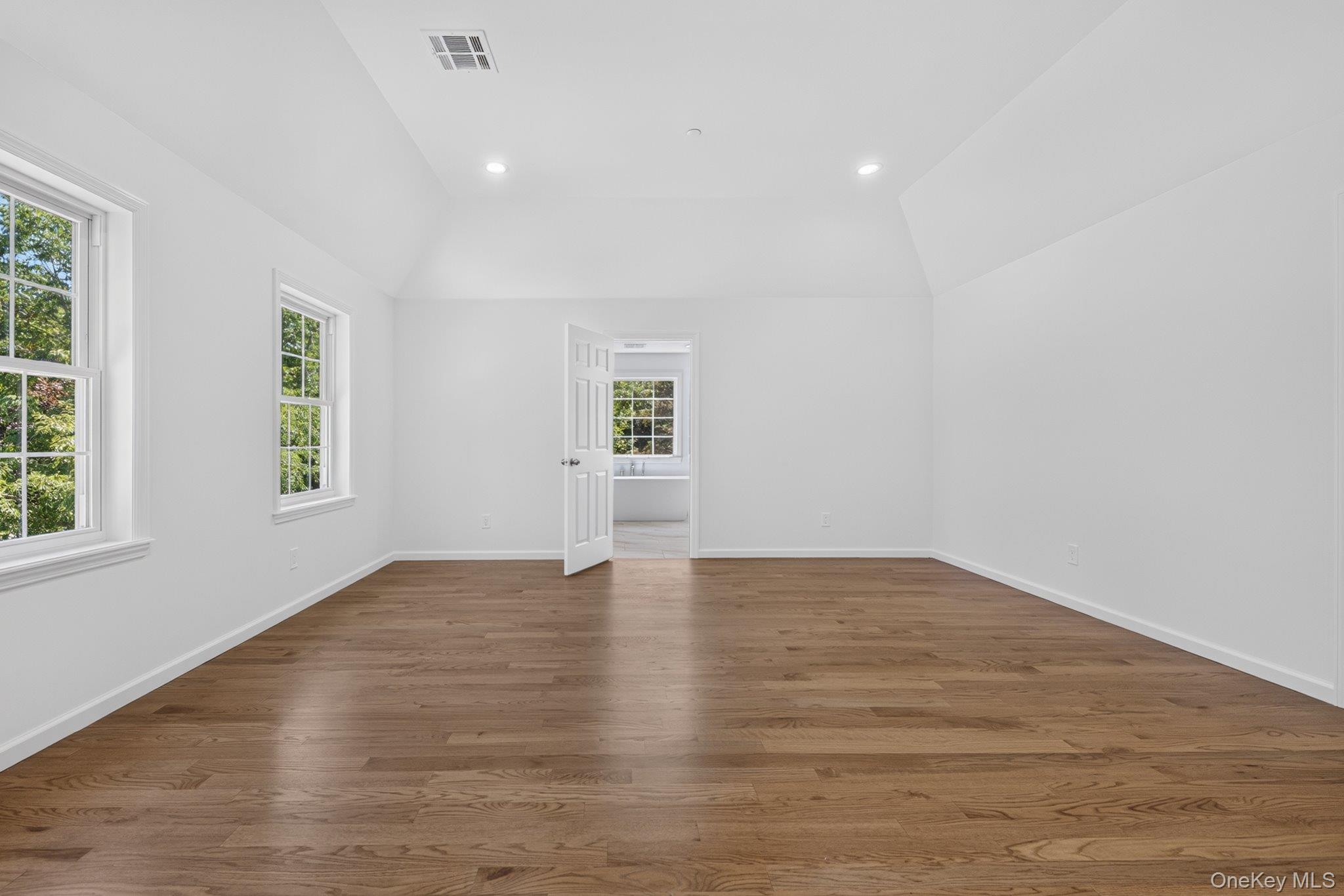 10 Beaver Landing – For Sale photo 23