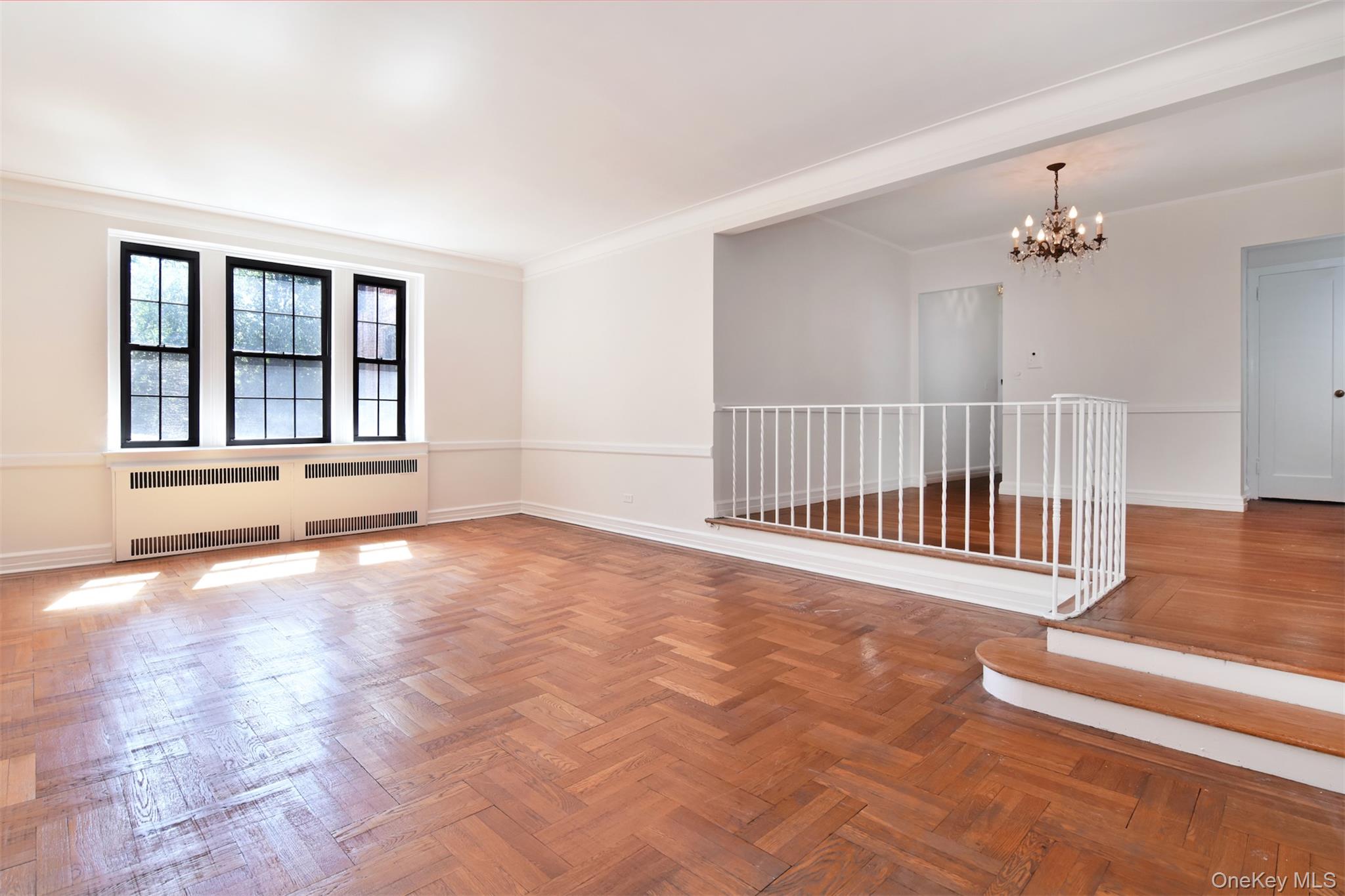 35 Parkview Avenue, Unit 3E photo 2