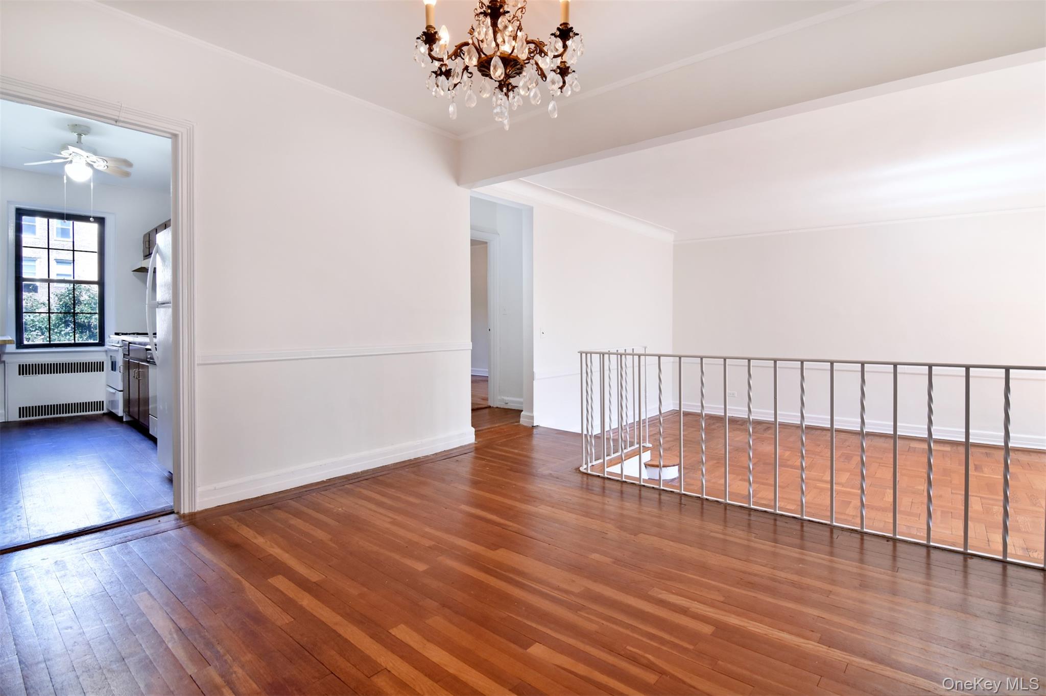 35 Parkview Avenue, Unit 3E photo 3