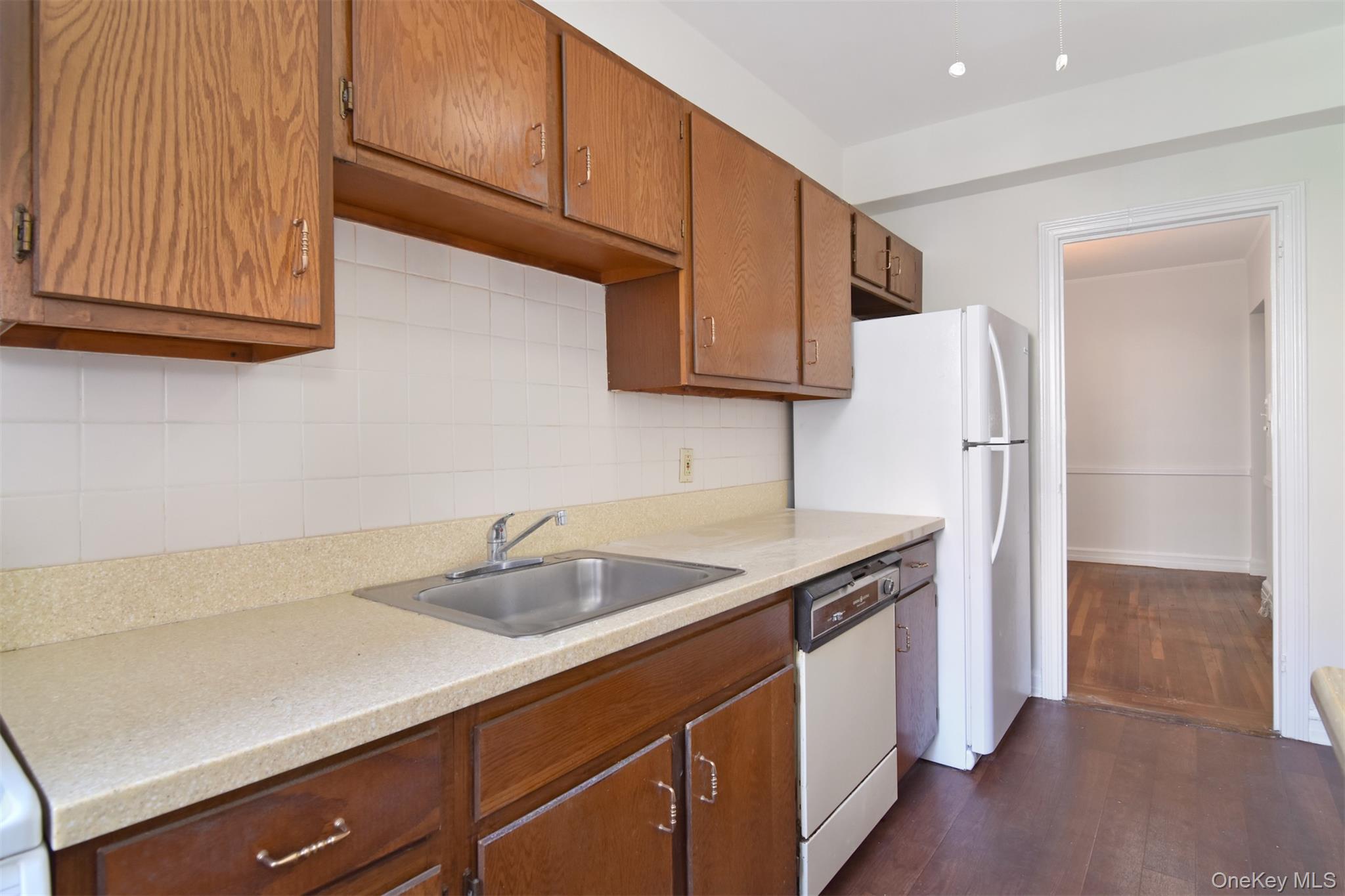 35 Parkview Avenue, Unit 3E photo 14