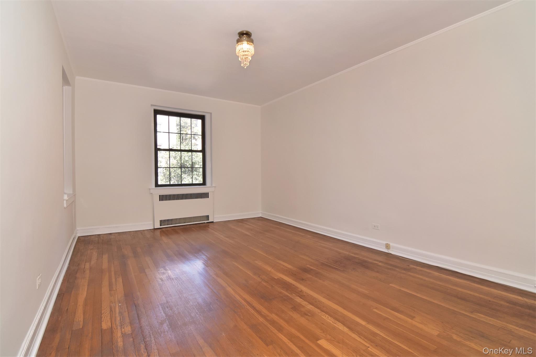 35 Parkview Avenue, Unit 3E photo 7