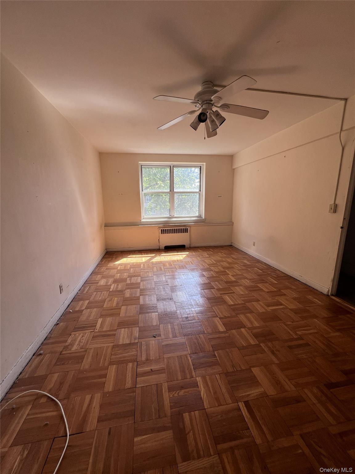 290 Collins Avenue, Unit 4C photo 6