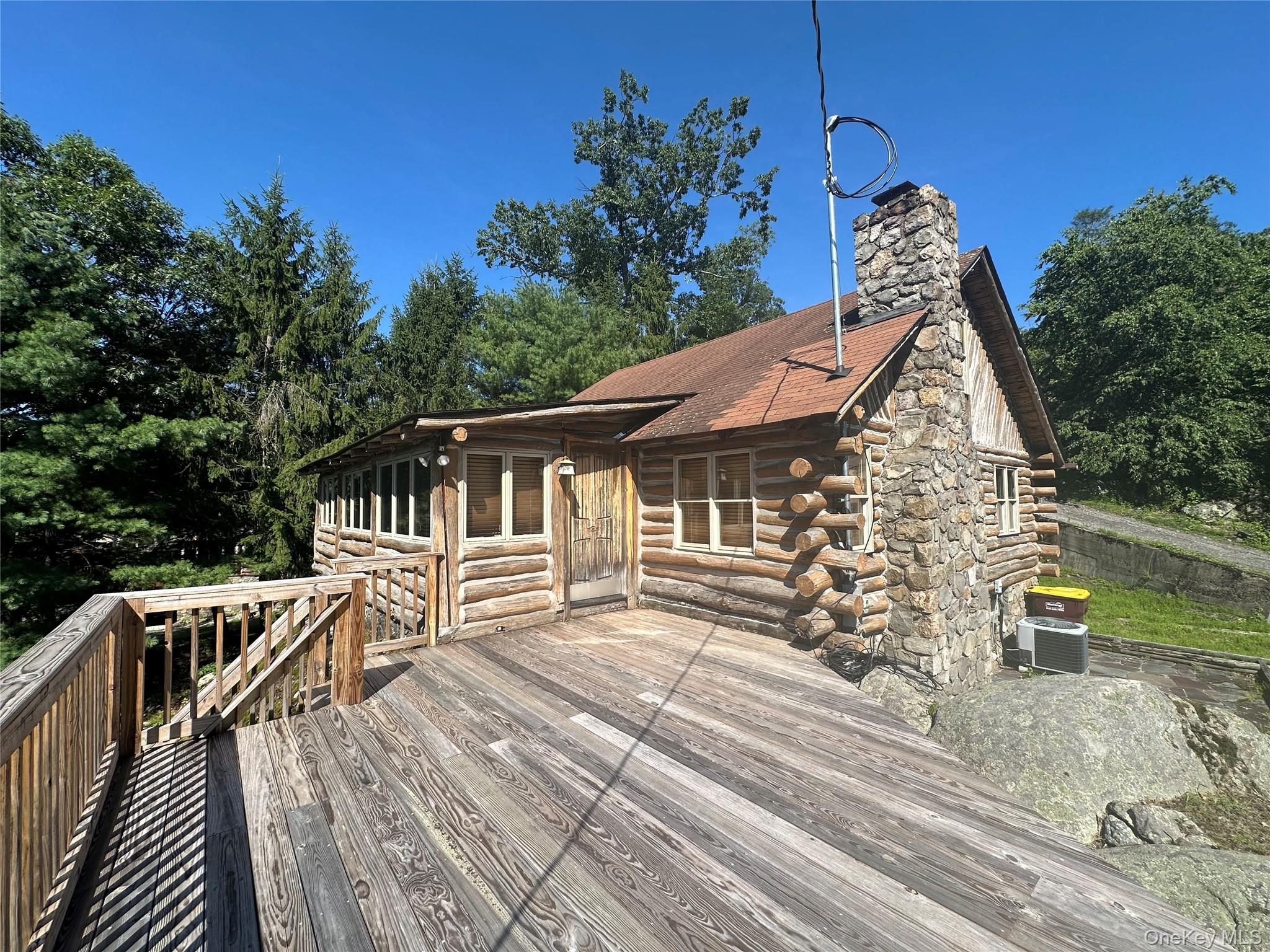 122 Woods Road – For Sale
