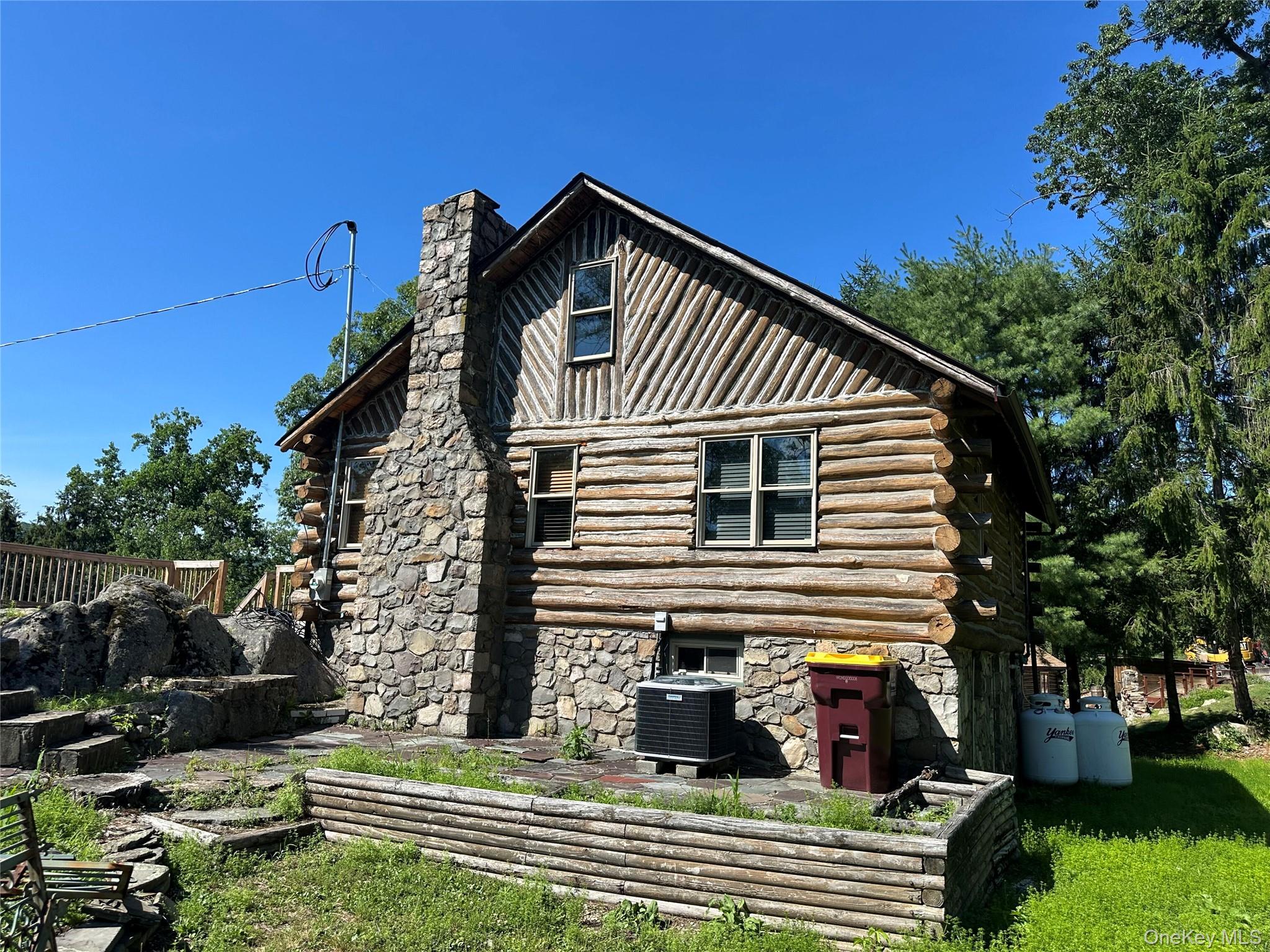 122 Woods Road – For Sale photo 3