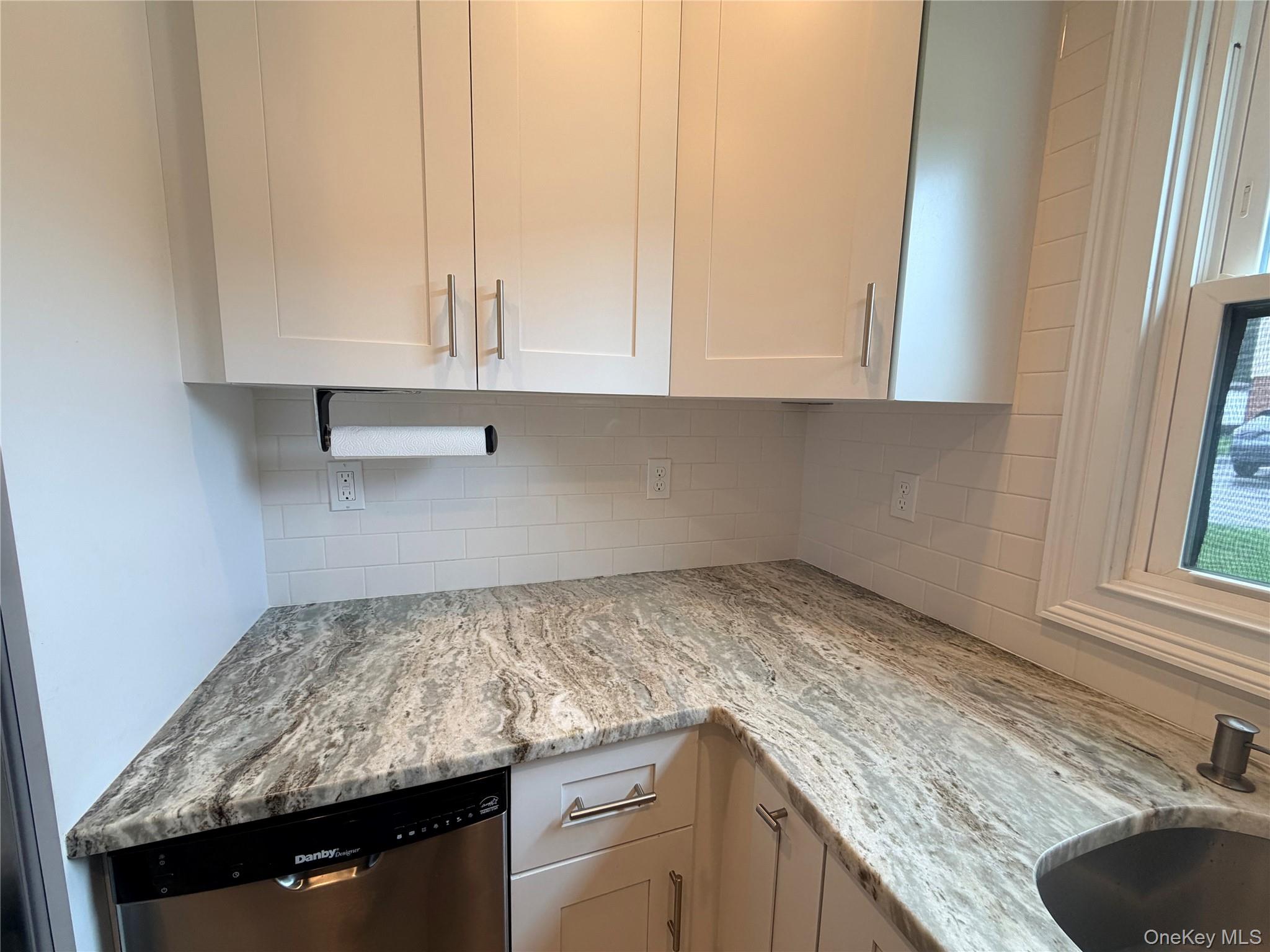 20A Hastings Court, Unit A photo 21