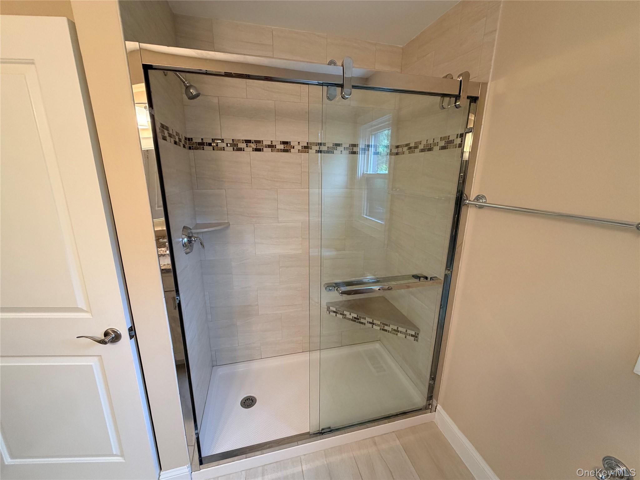 20A Hastings Court, Unit A photo 28