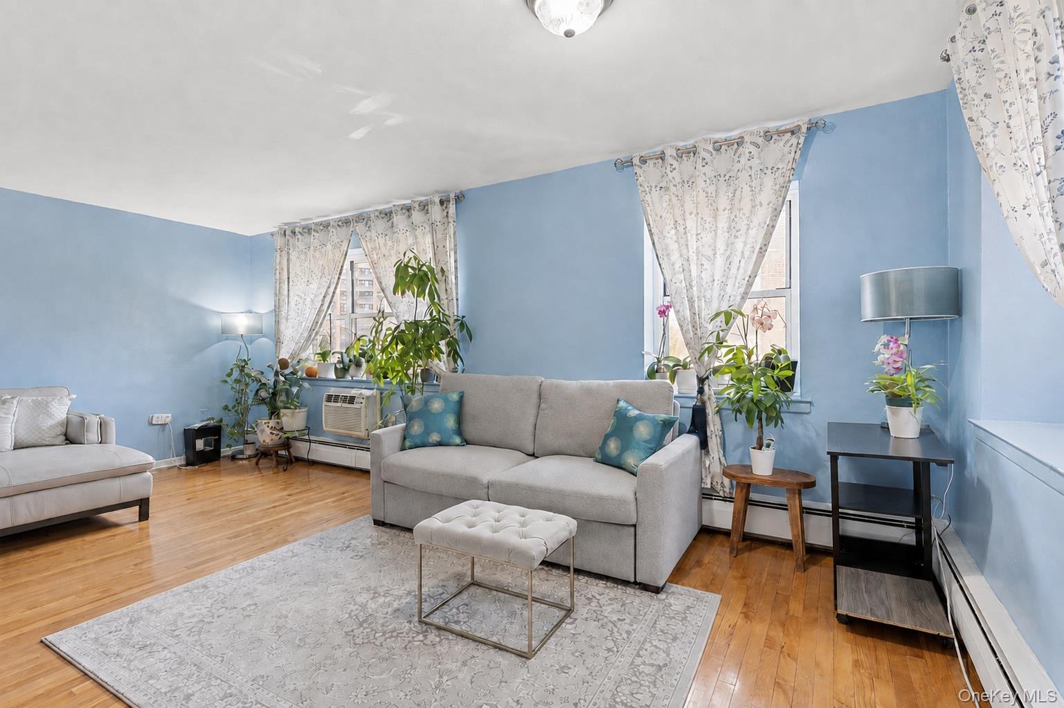 99-10 60th Avenue, Unit 5B photo 5
