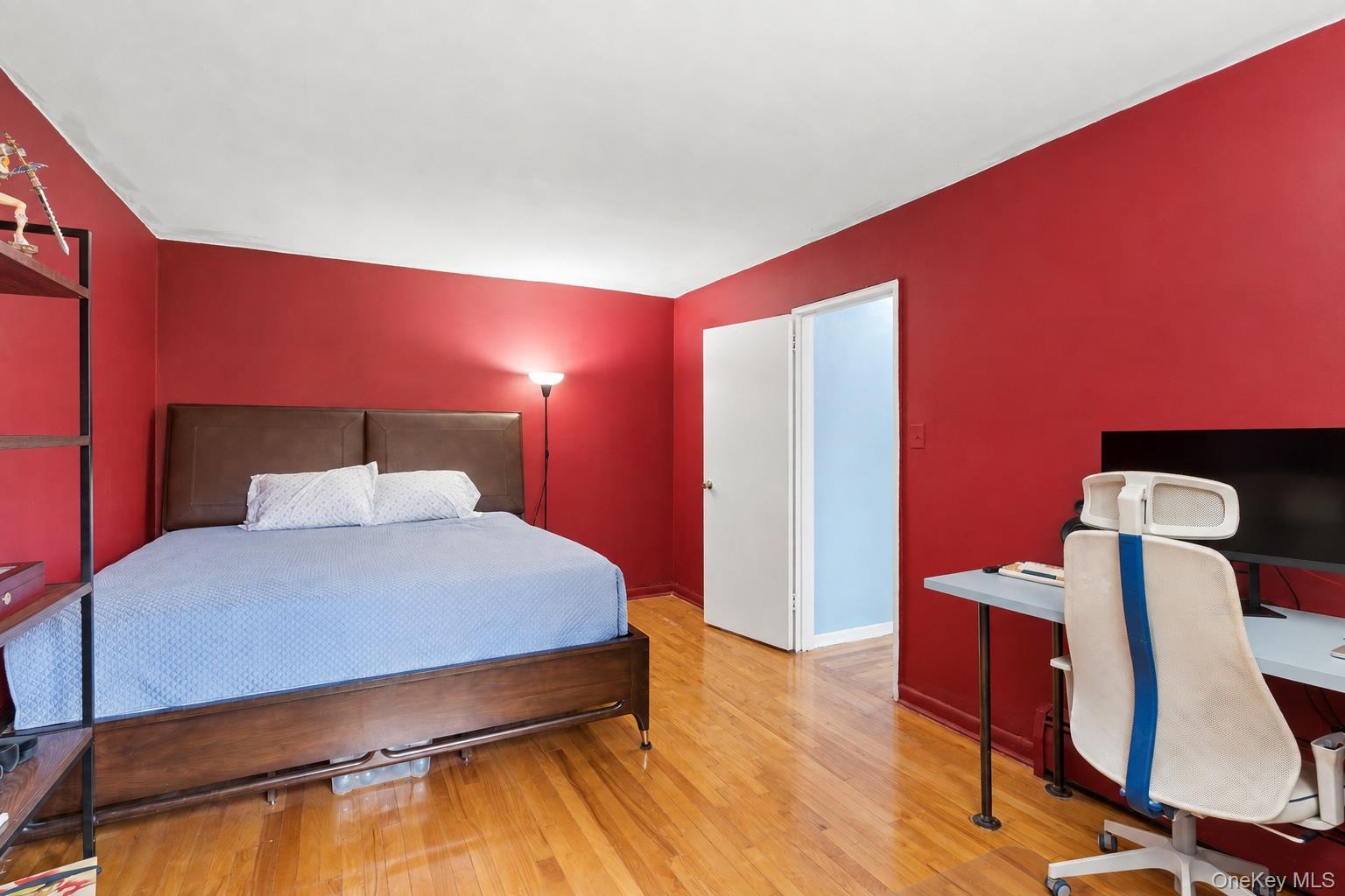 99-10 60th Avenue, Unit 5B photo 11