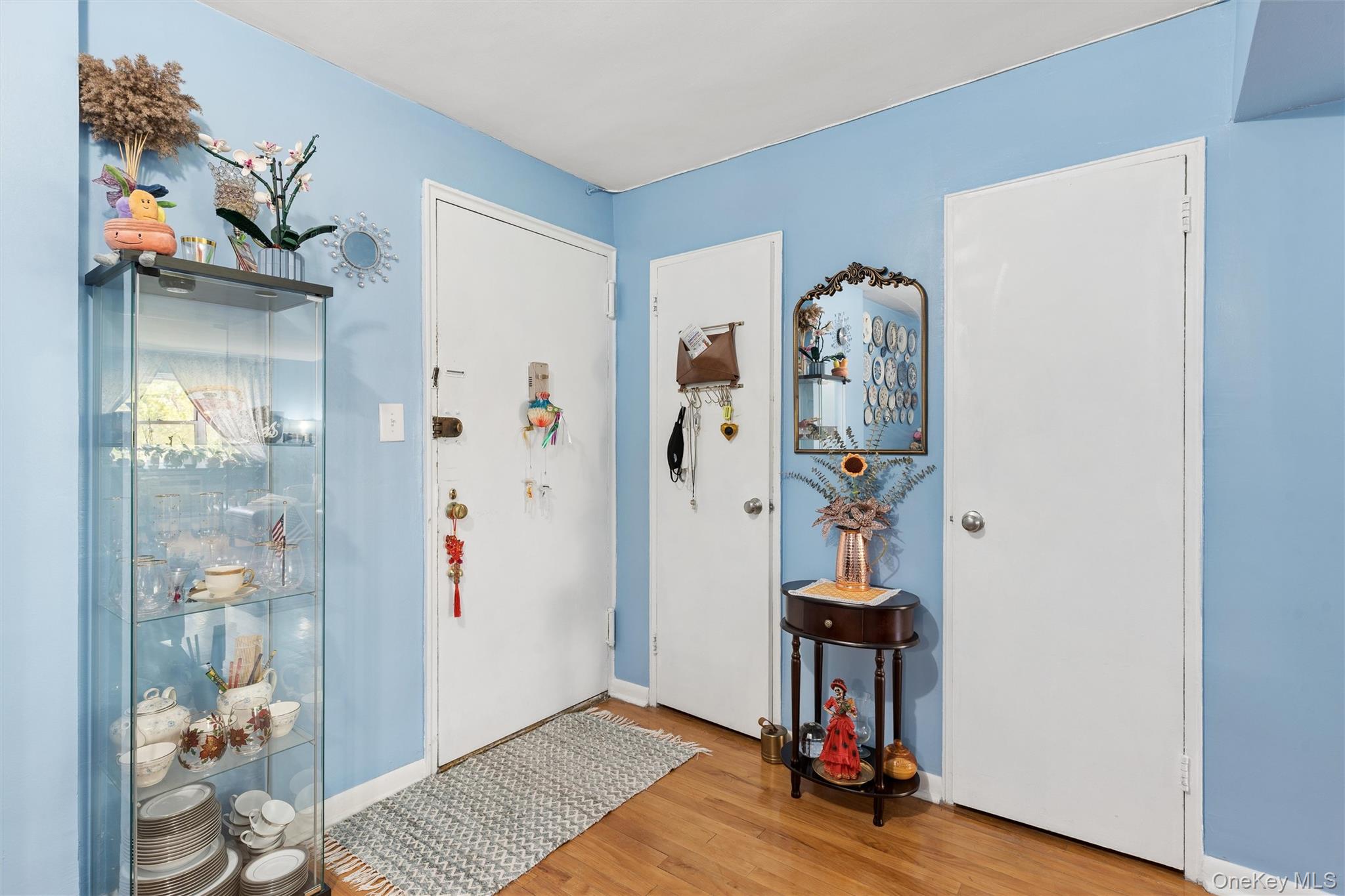 99-10 60th Avenue, Unit 5B photo 13
