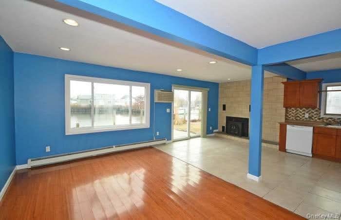 370 Clocks Boulevard – For Sale photo 10