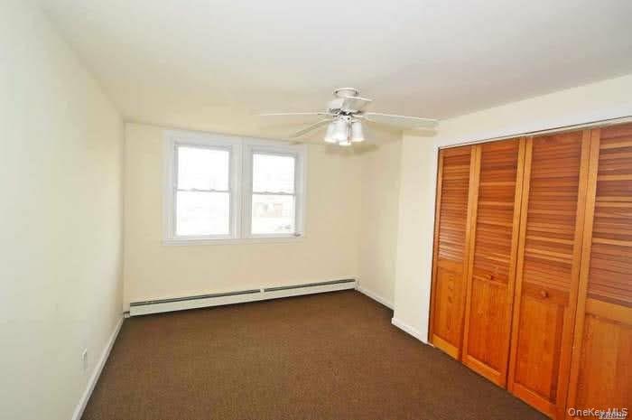 370 Clocks Boulevard – For Sale photo 9