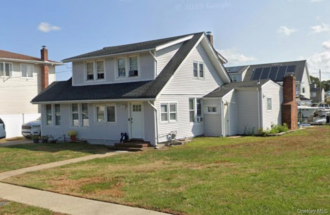 370 Clocks Boulevard – For Sale photo 4
