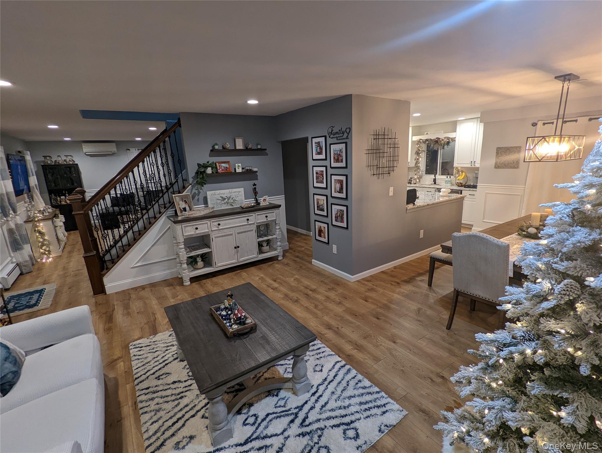 146 Rosemont Avenue – For Sale photo 2