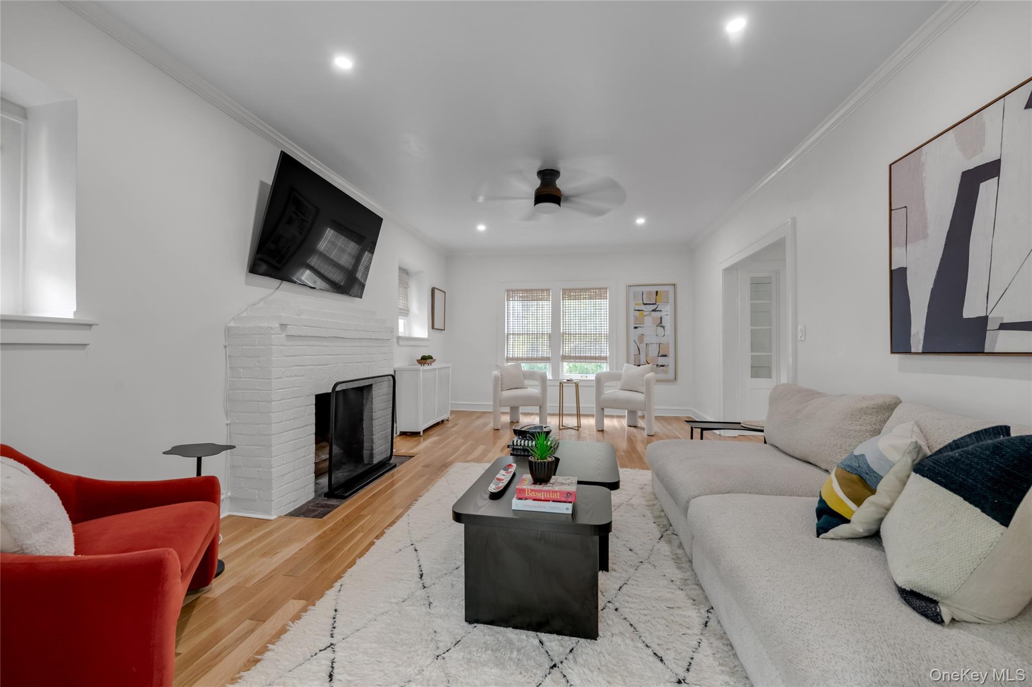 320 Forest Road – For Sale photo 4