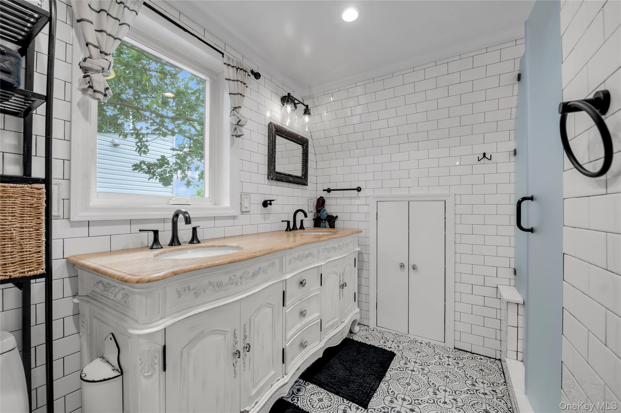 320 Forest Road – For Sale photo 19