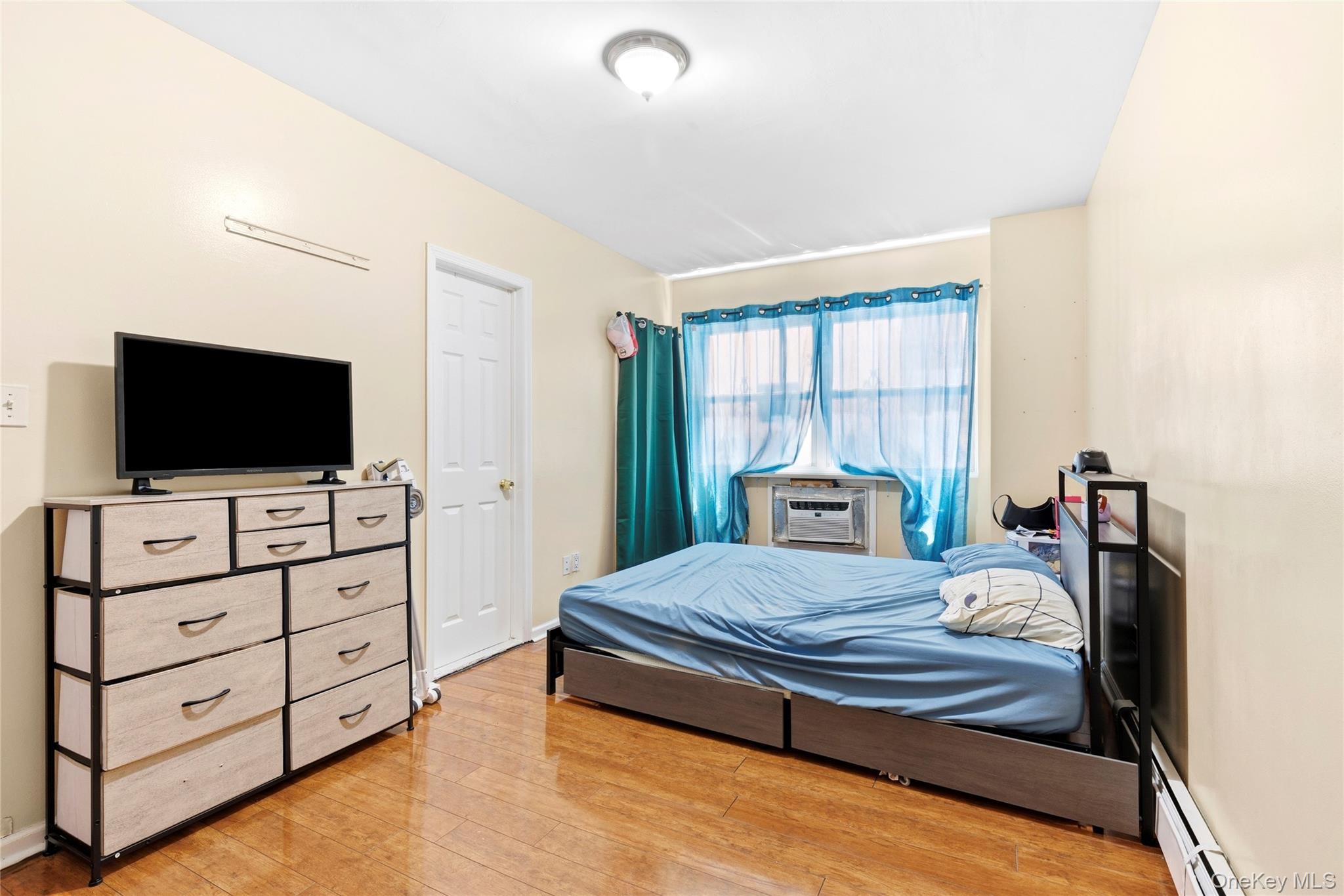 48 Crescent Street – For Sale photo 5