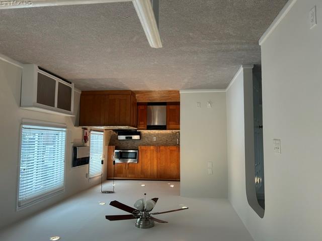 254-11 73rd Road, Unit Unit B photo 2
