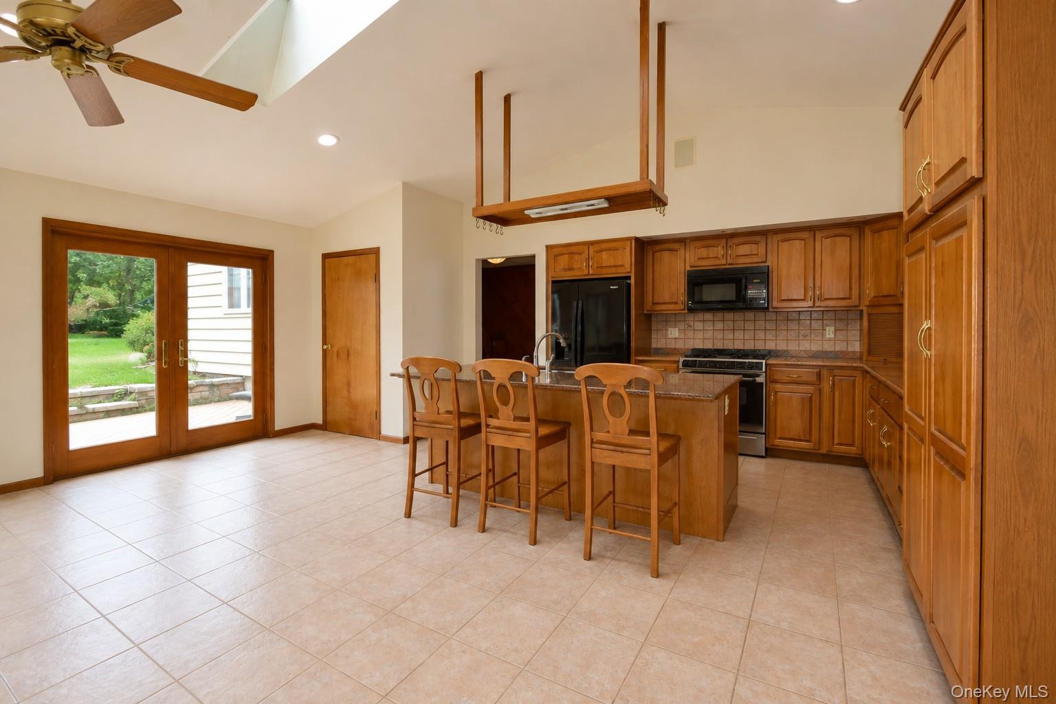 112 Glen Street – For Sale photo 5