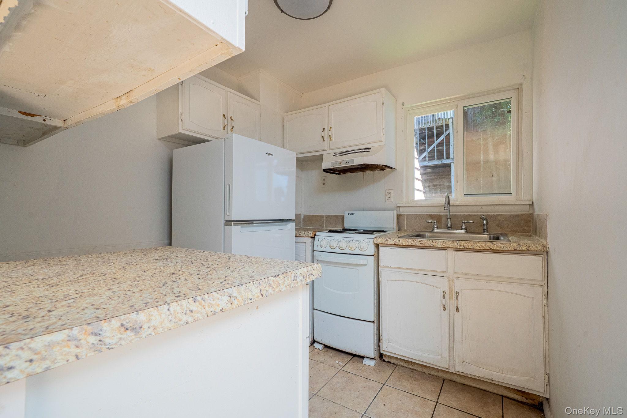 4 White Birch Lane – For Sale photo 5