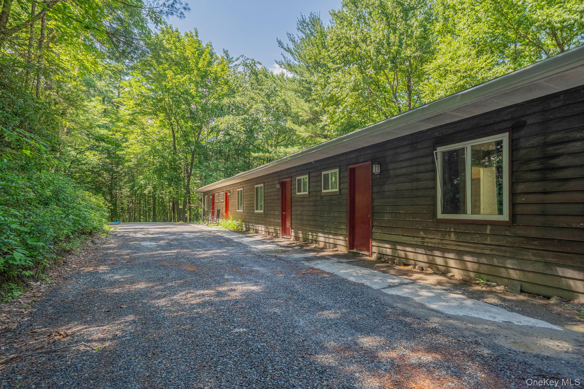 4 White Birch Lane – For Sale photo 41