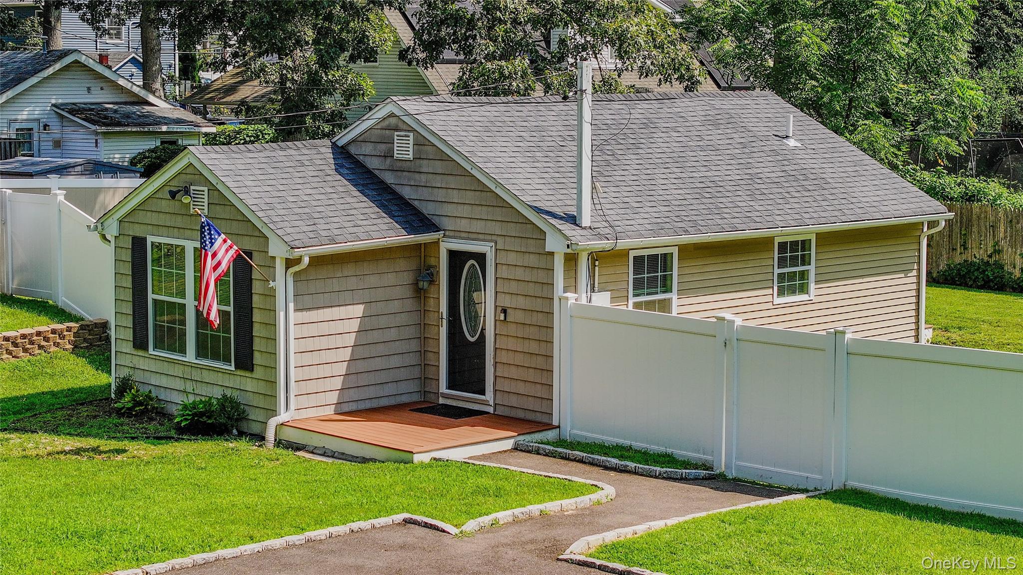 17 Connelly Drive – For Sale photo 2