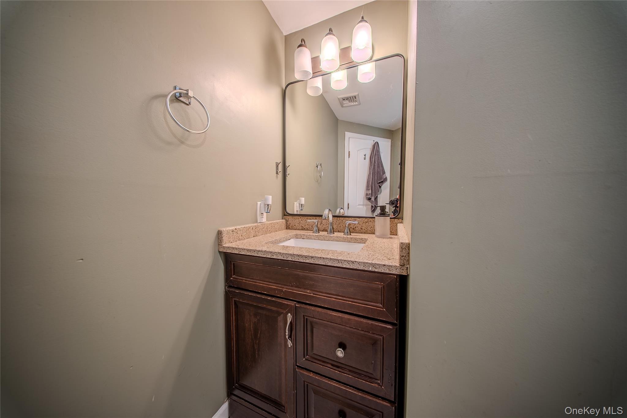 17 Connelly Drive – For Sale photo 14