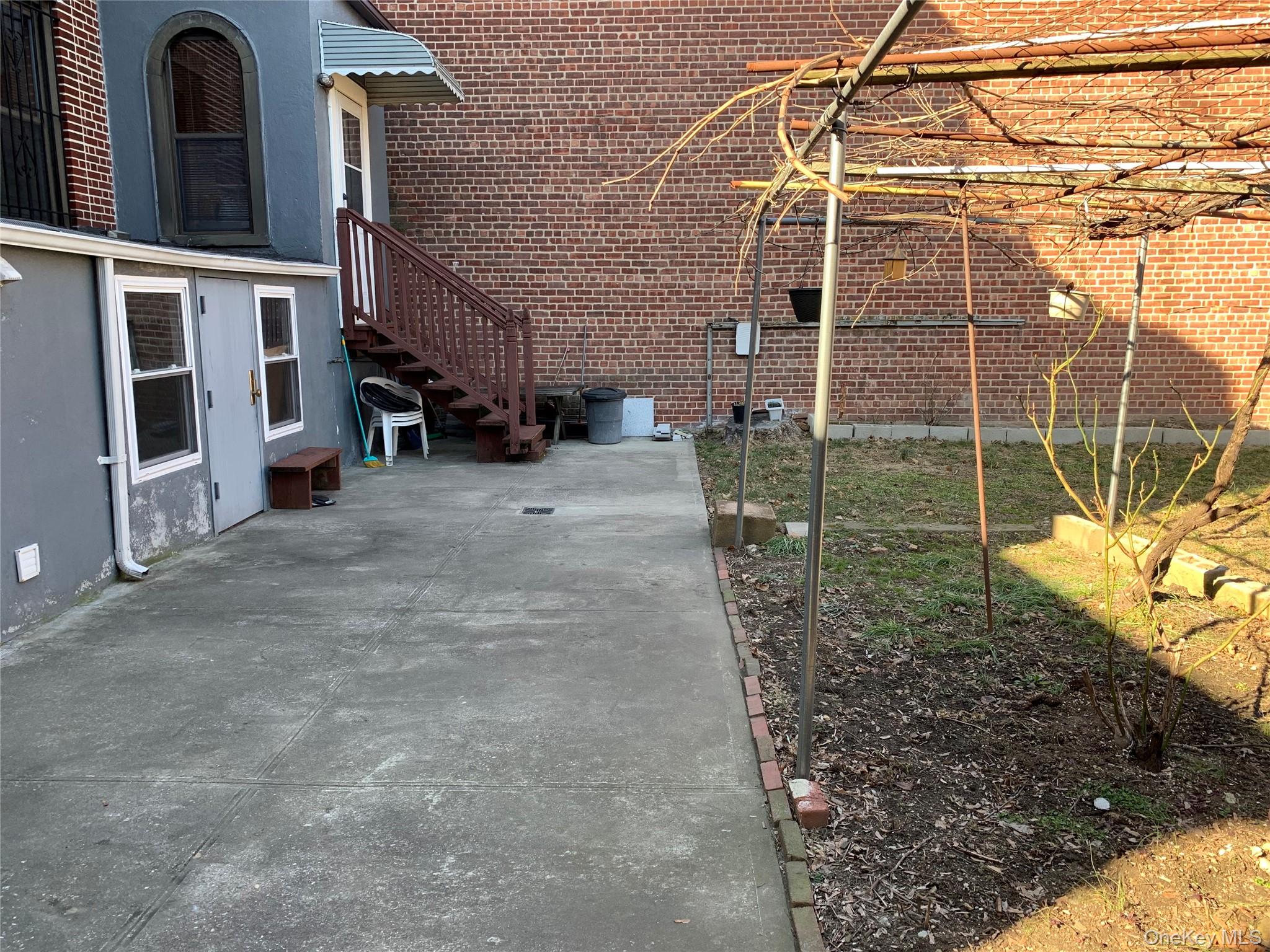 2564 Paulding Avenue – For Sale photo 25