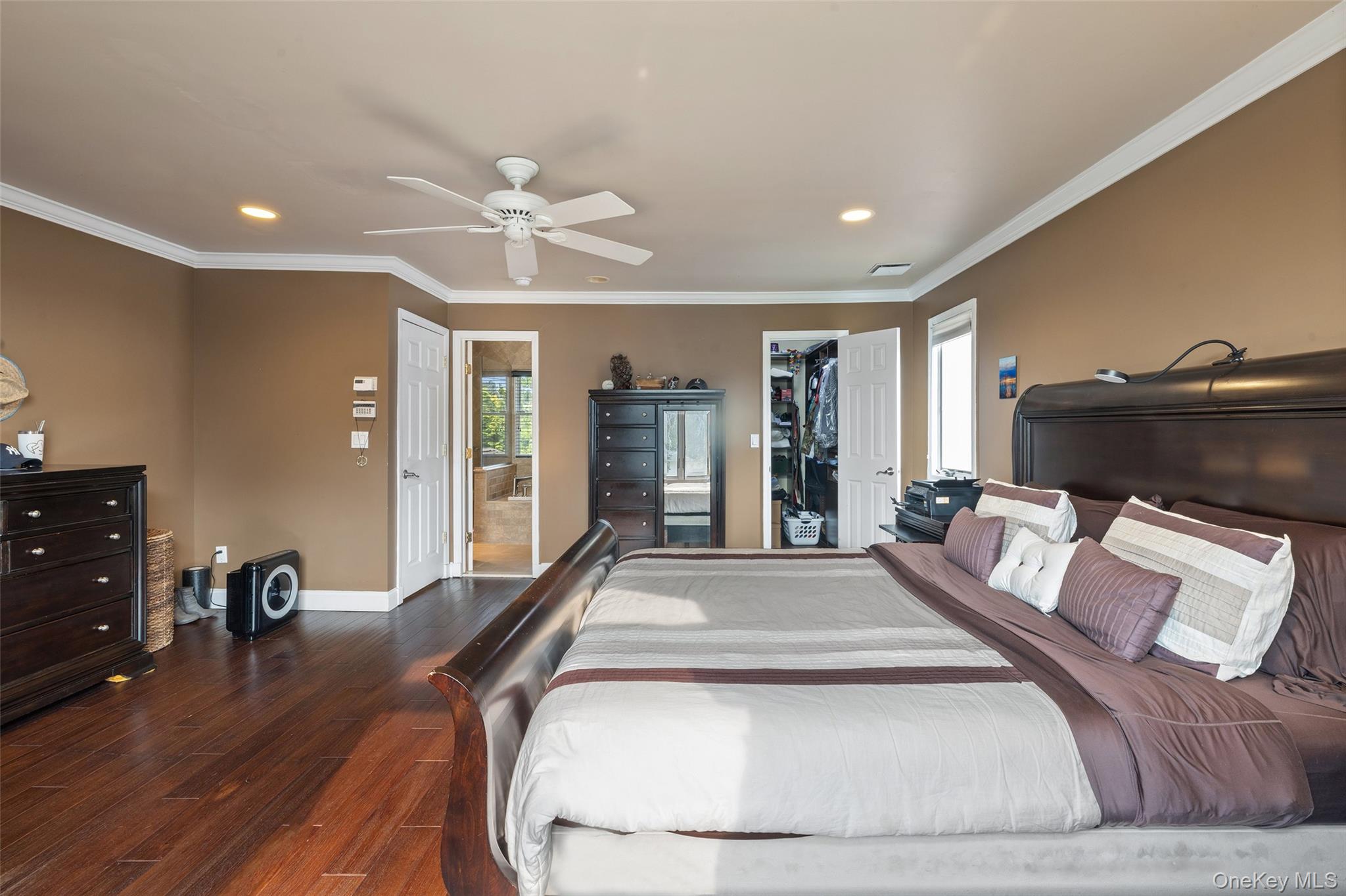 26 Kathleen Drive E – For Sale photo 12
