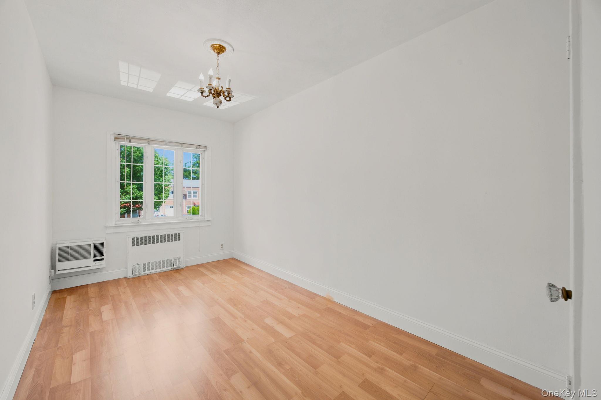 100-06 133rd Avenue – For Sale photo 18
