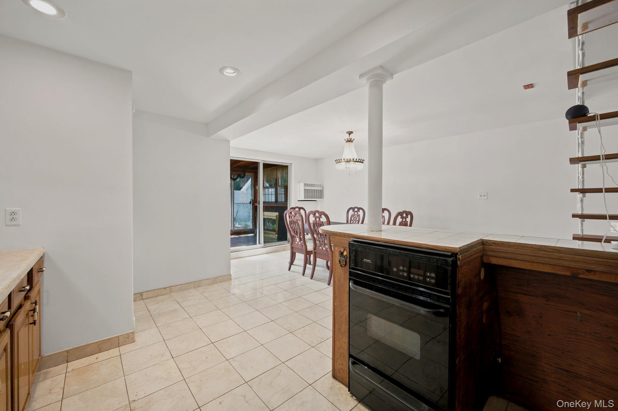 100-06 133rd Avenue – For Sale photo 11