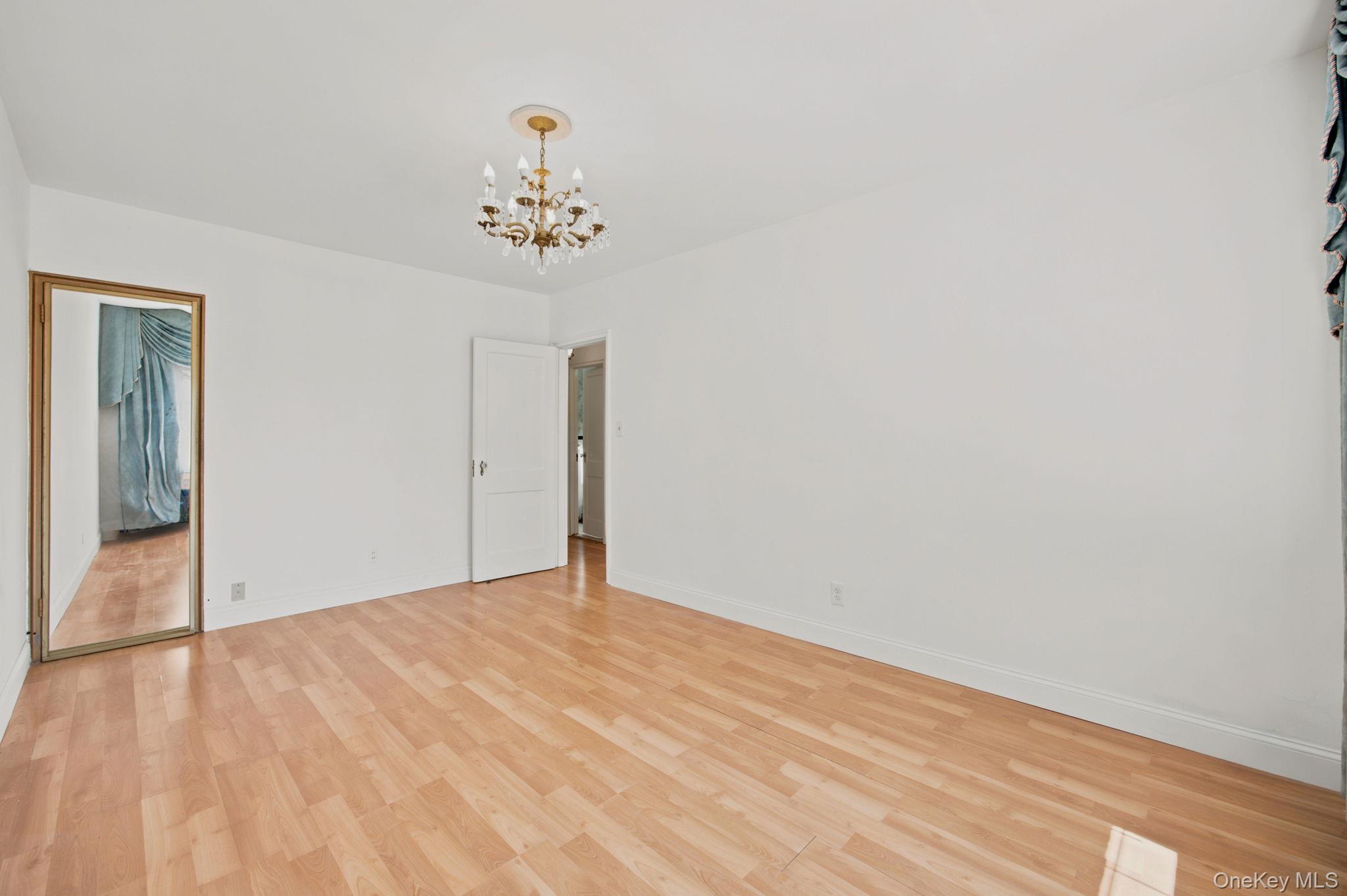 100-06 133rd Avenue – For Sale photo 22