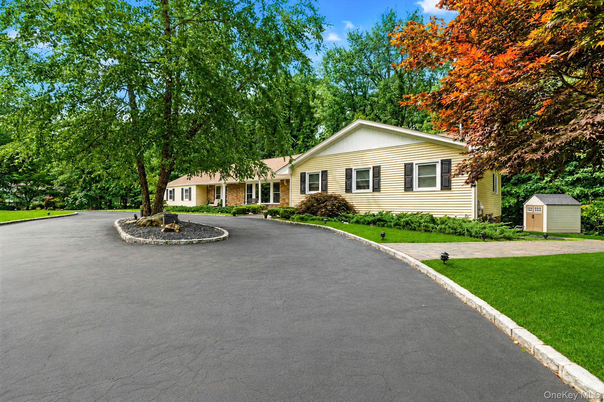 10 Williamsburg Drive – For Sale photo 38