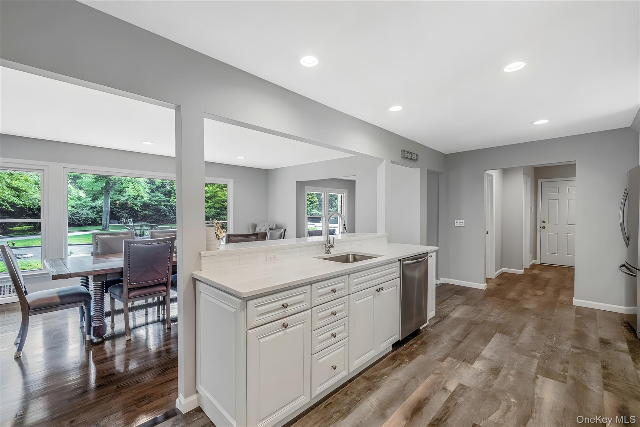 10 Williamsburg Drive – For Sale photo 7