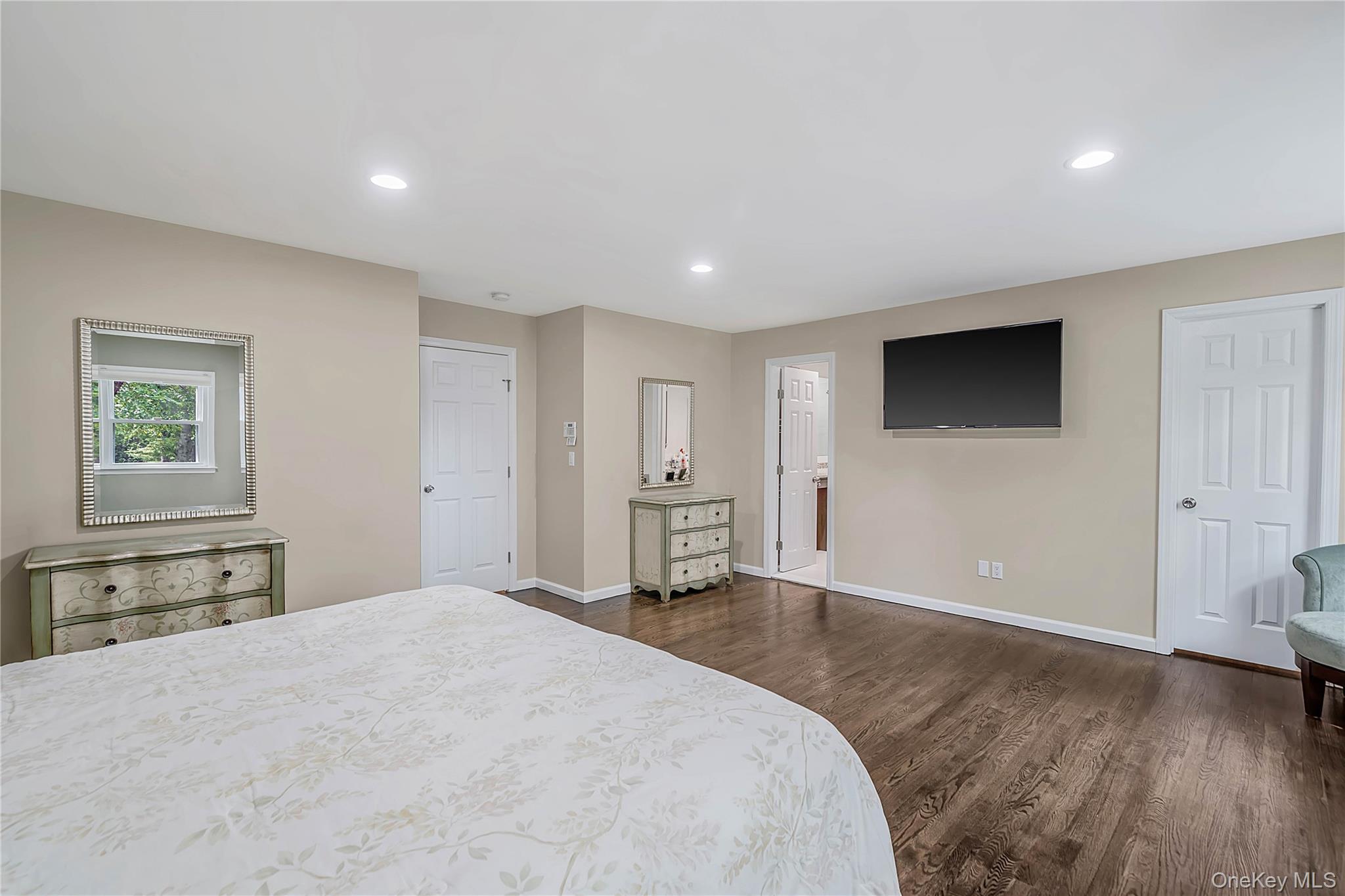 10 Williamsburg Drive – For Sale photo 18