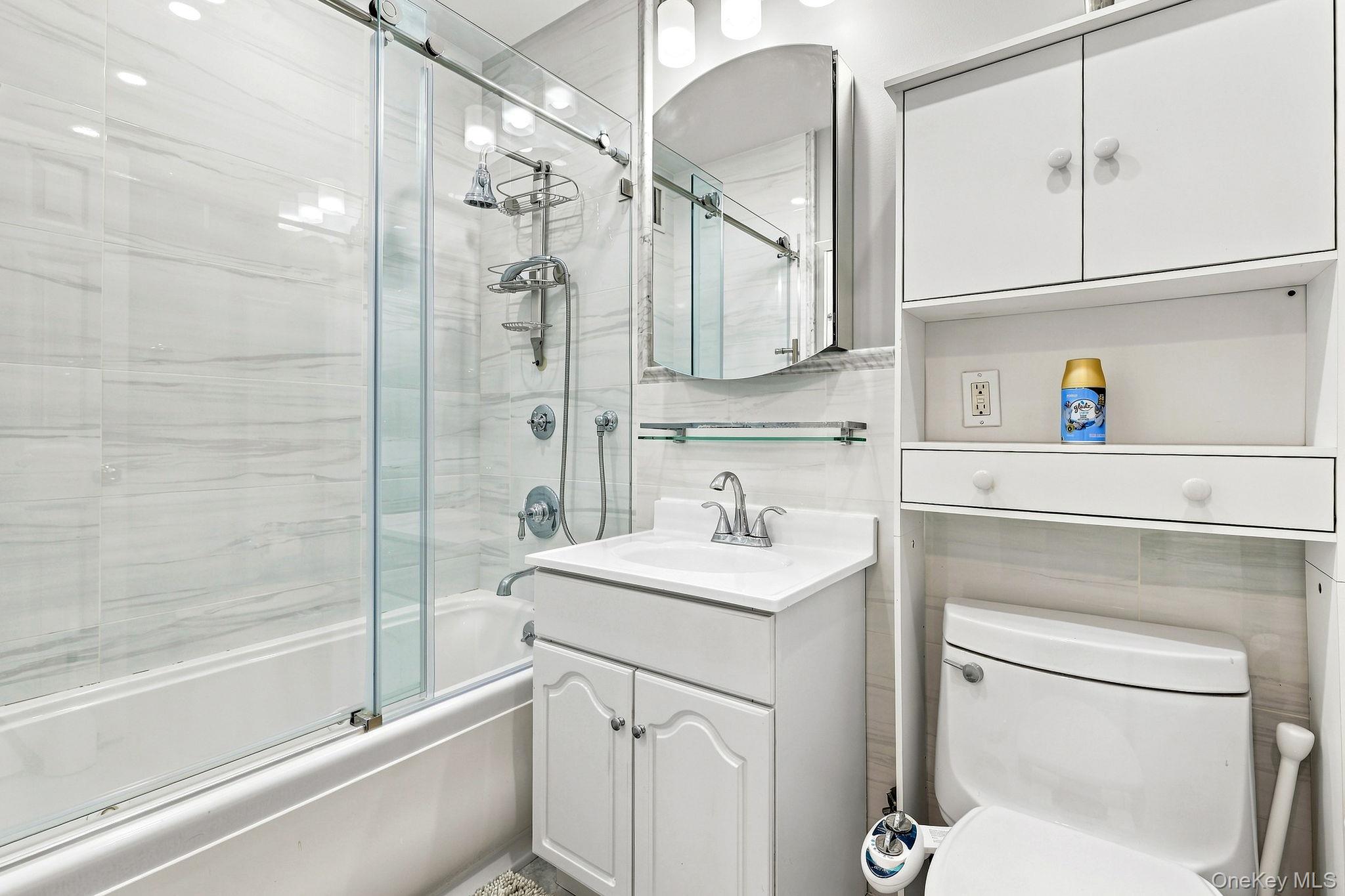 10 Franklin Avenue, Unit 2A photo 17