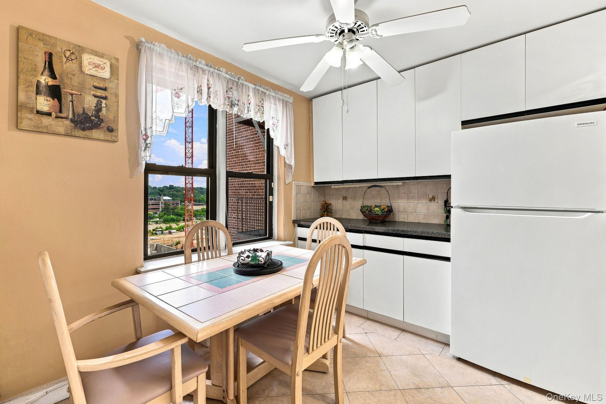 10 Franklin Avenue, Unit 2A photo 11