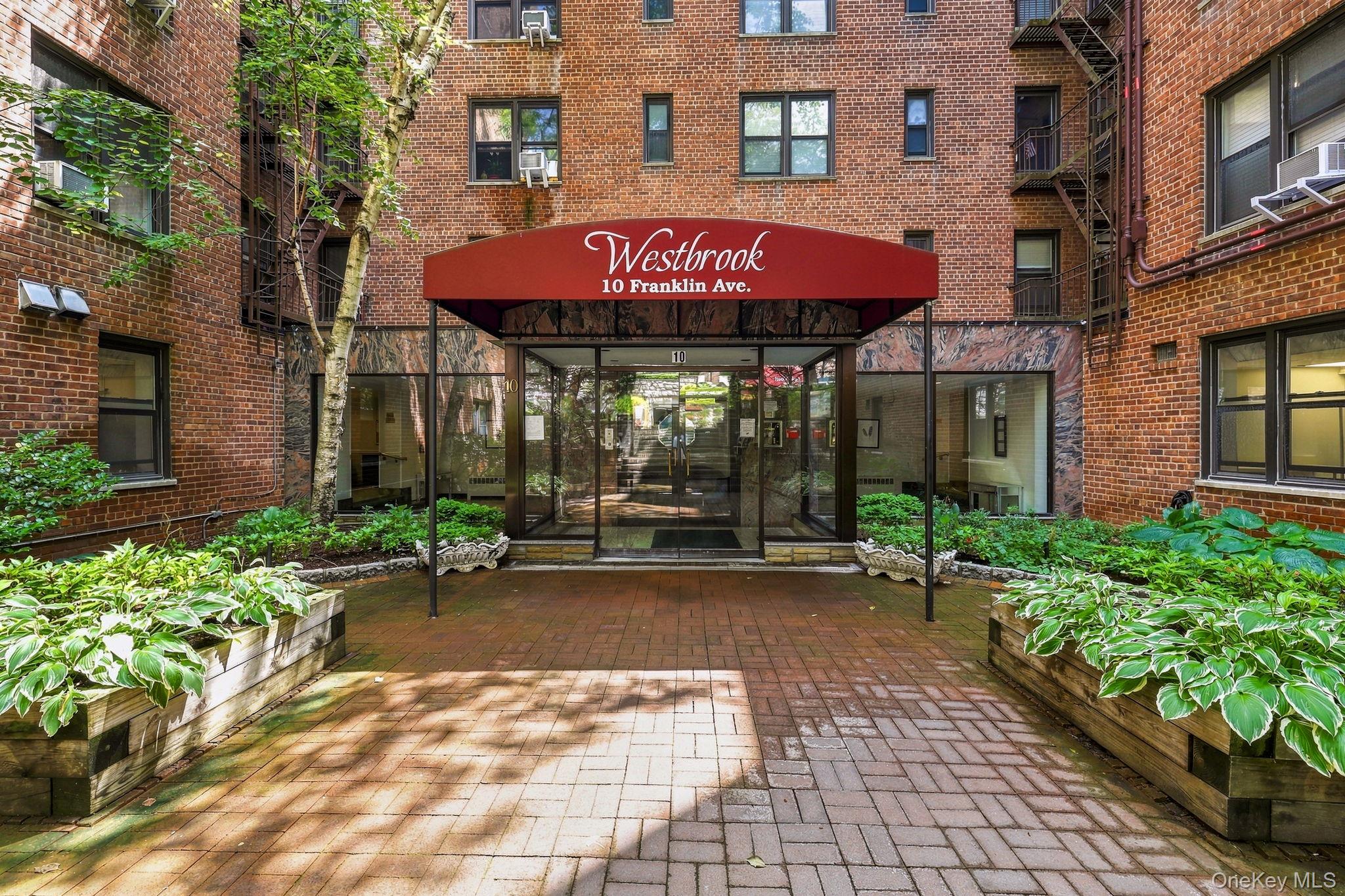 10 Franklin Avenue, Unit 2A photo 19