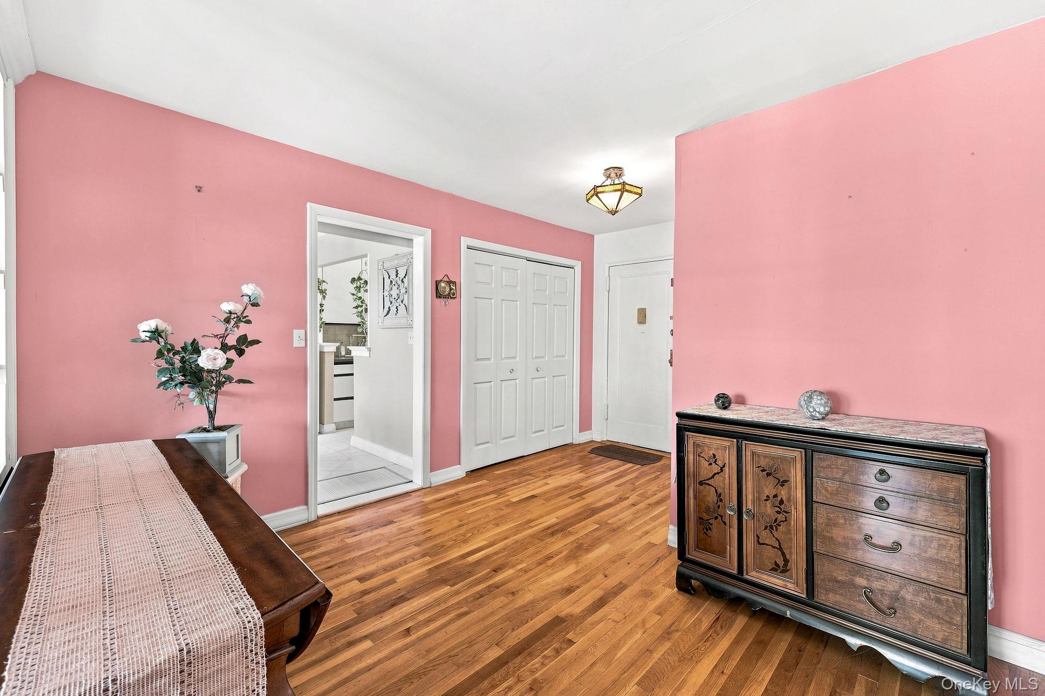 10 Franklin Avenue, Unit 2A photo 6