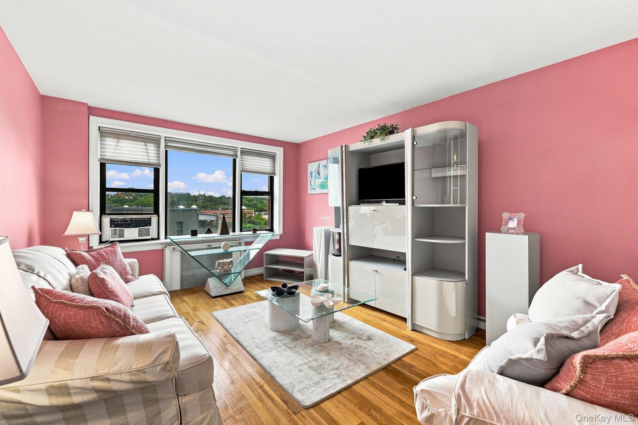 10 Franklin Avenue, Unit 2A photo 7