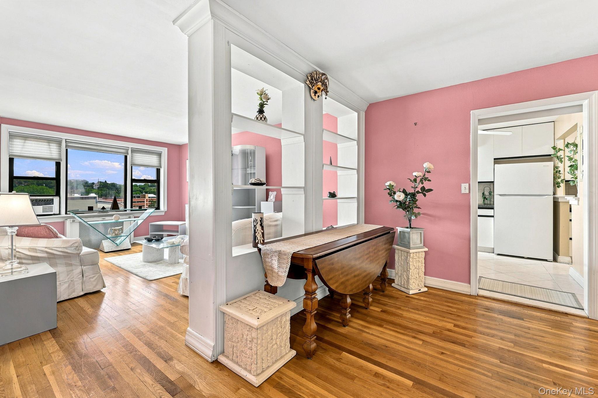10 Franklin Avenue, Unit 2A photo 5
