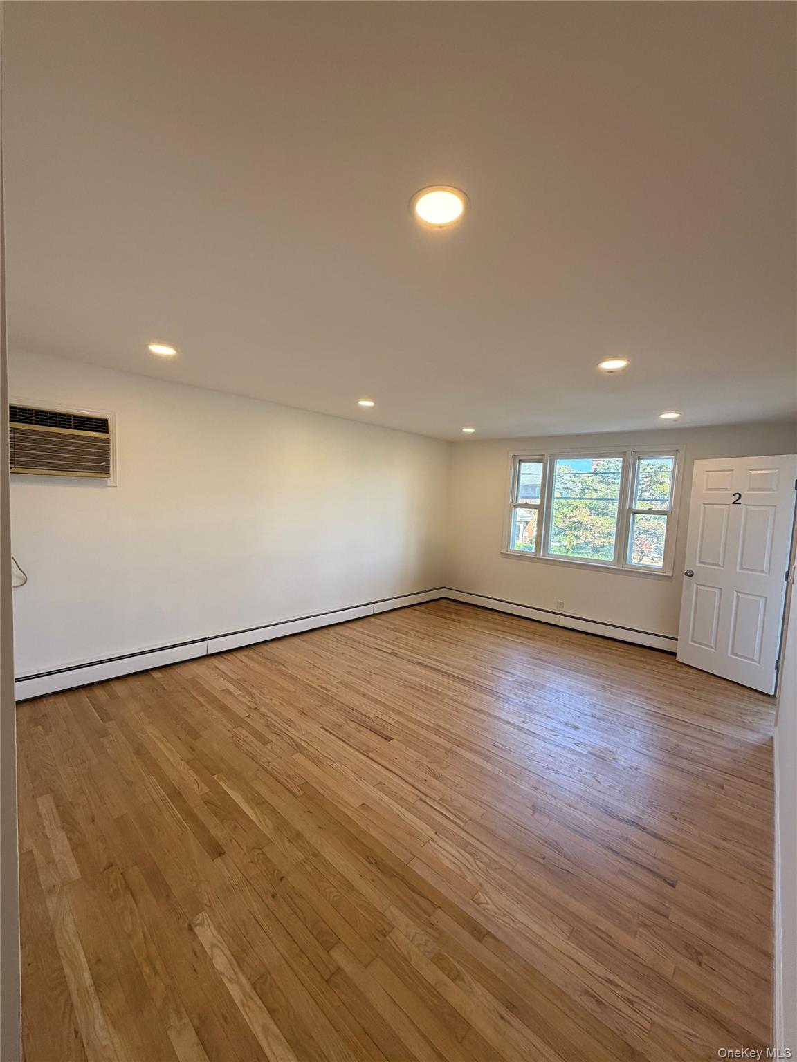 23 Mansion Avenue, Unit 2 photo 2