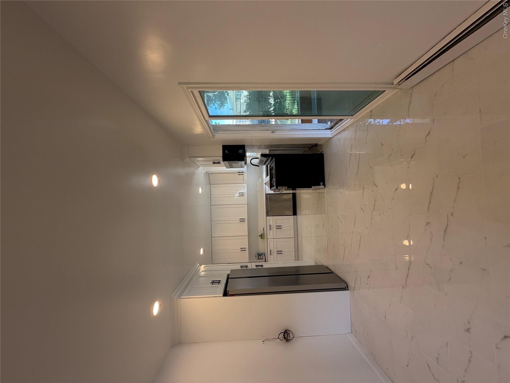 23 Mansion Avenue, Unit 2 photo 6