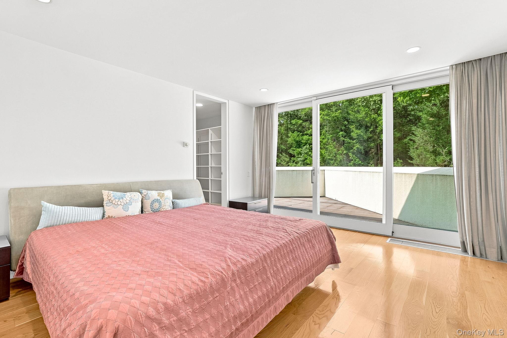 20 Bessel Lane – For Sale photo 25