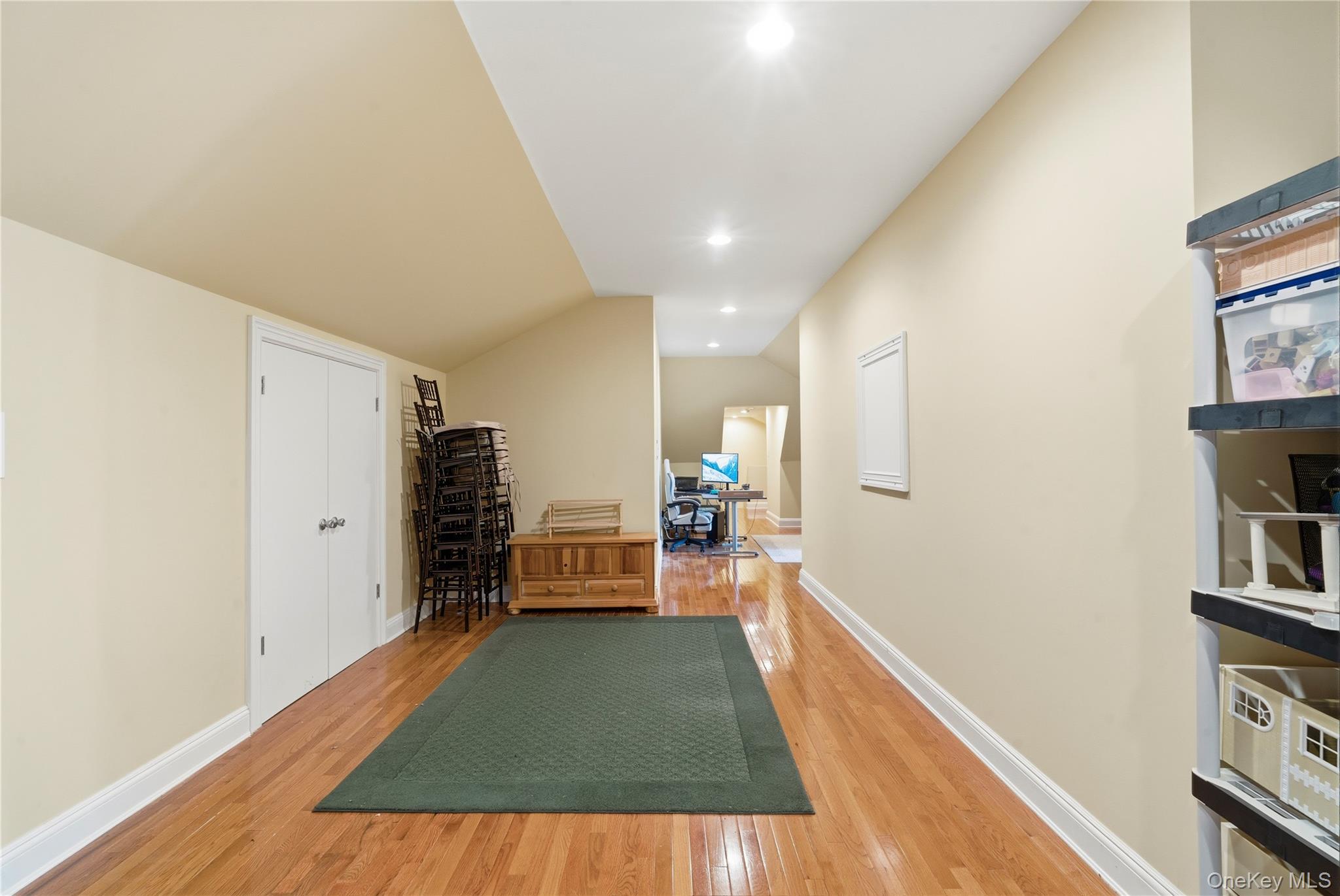 87 4th Street – For Sale photo 31