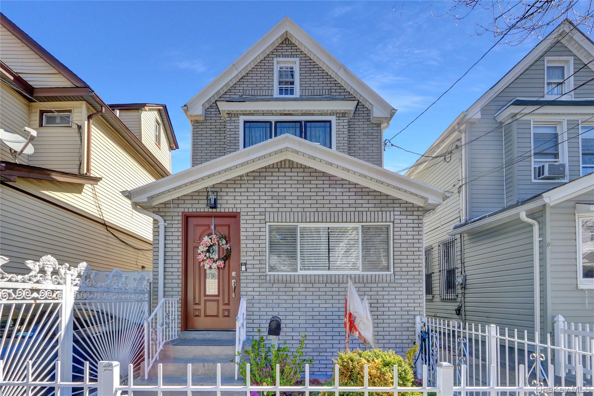 10749 117th Street – For Sale
