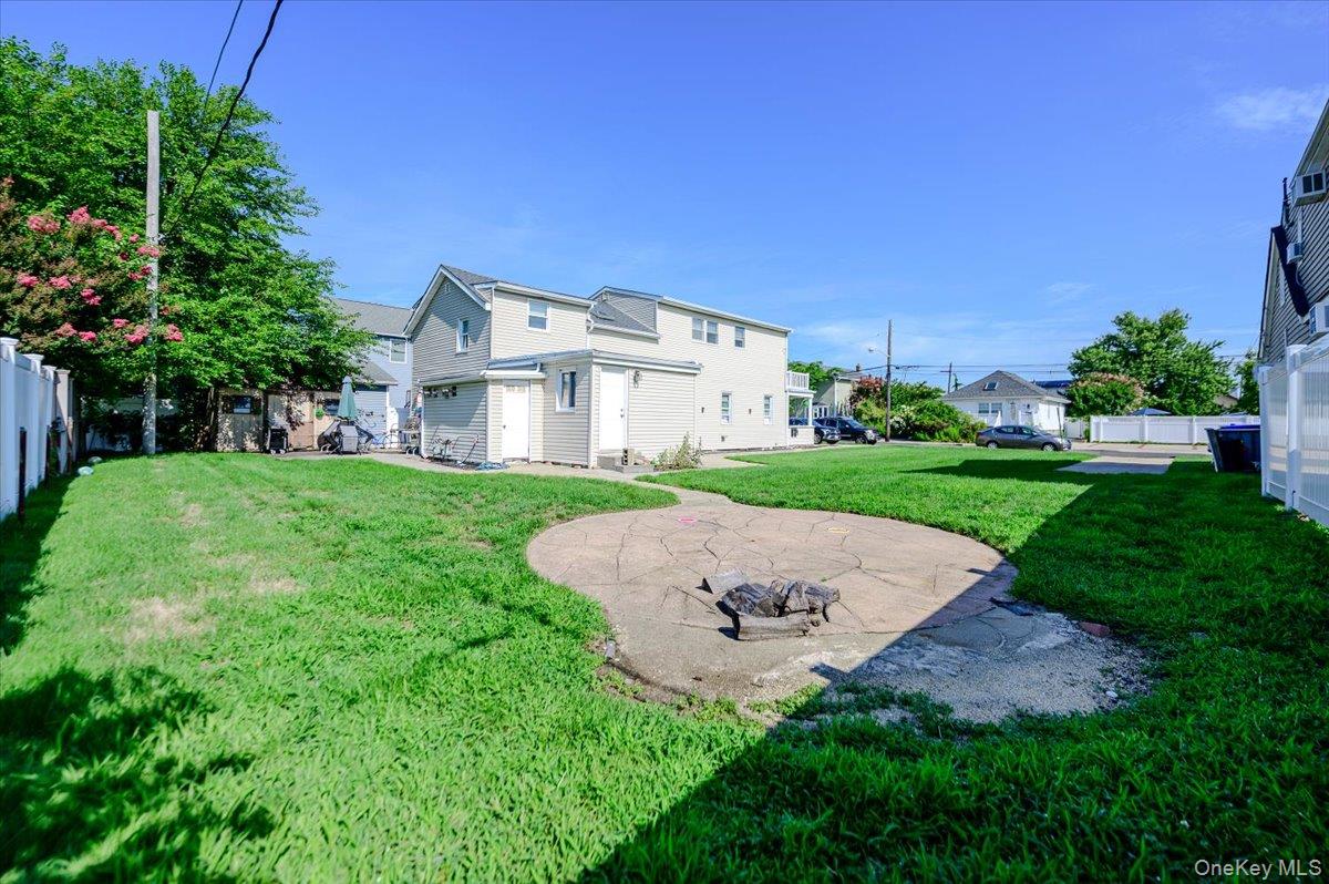 13 Truxton Road, Unit Upper photo 14