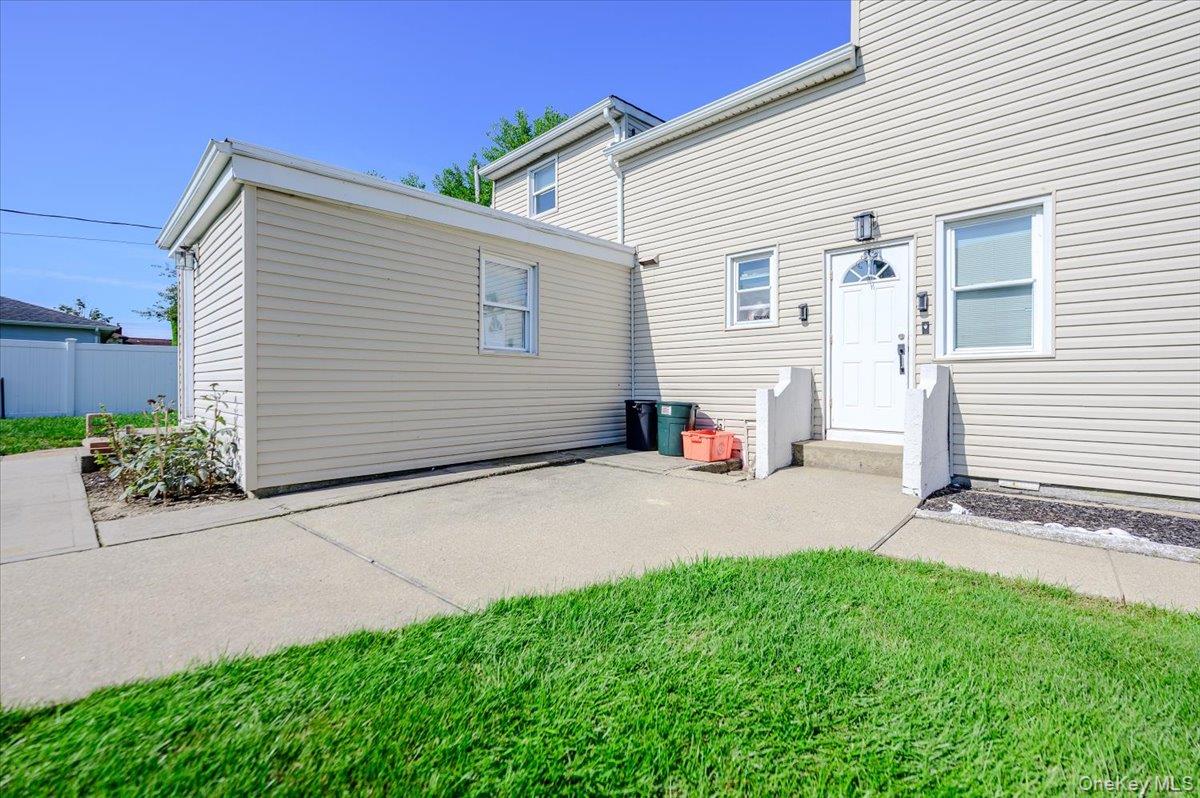 13 Truxton Road, Unit Upper