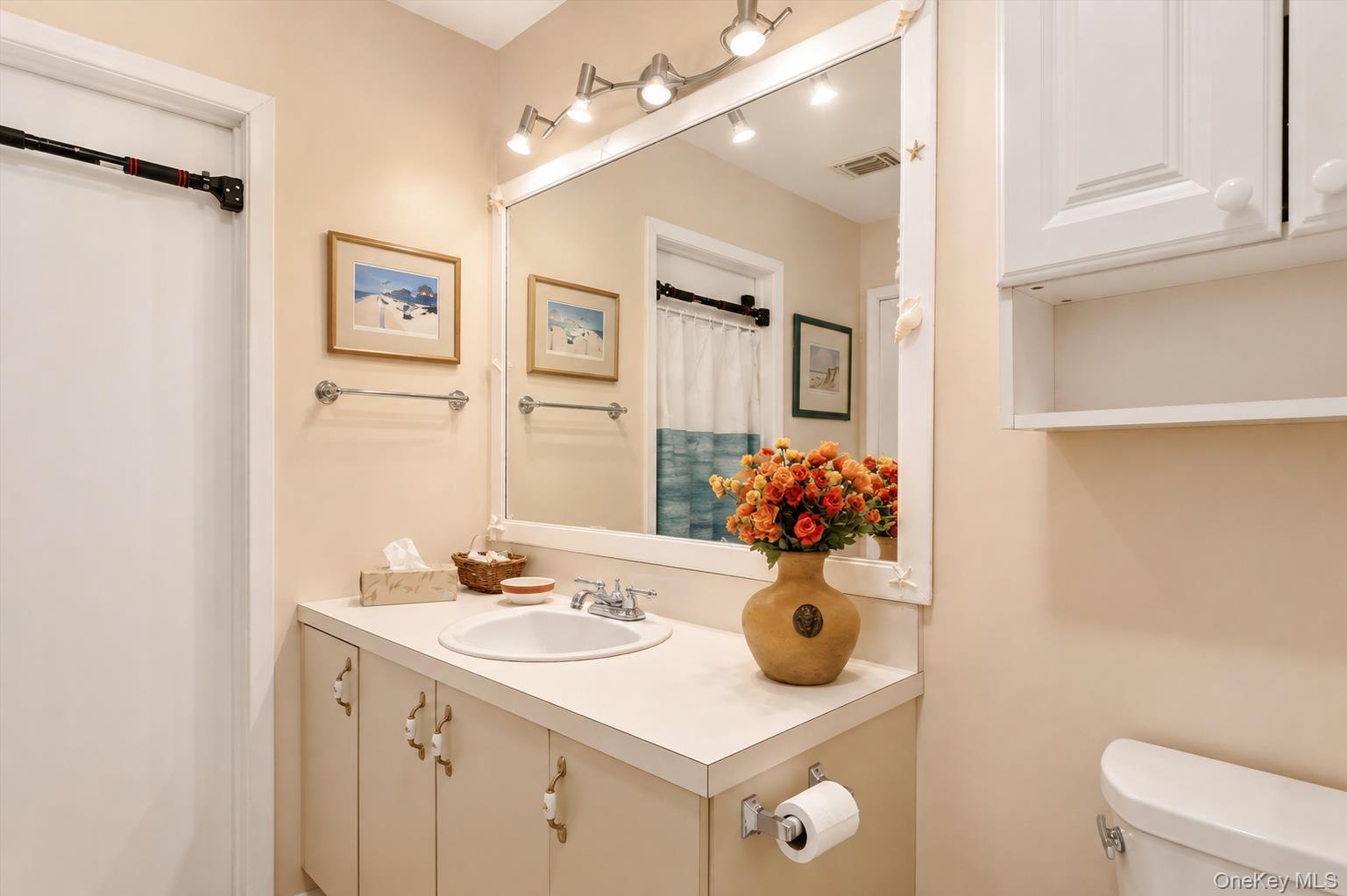 823 Shore Road, Unit 1 photo 18