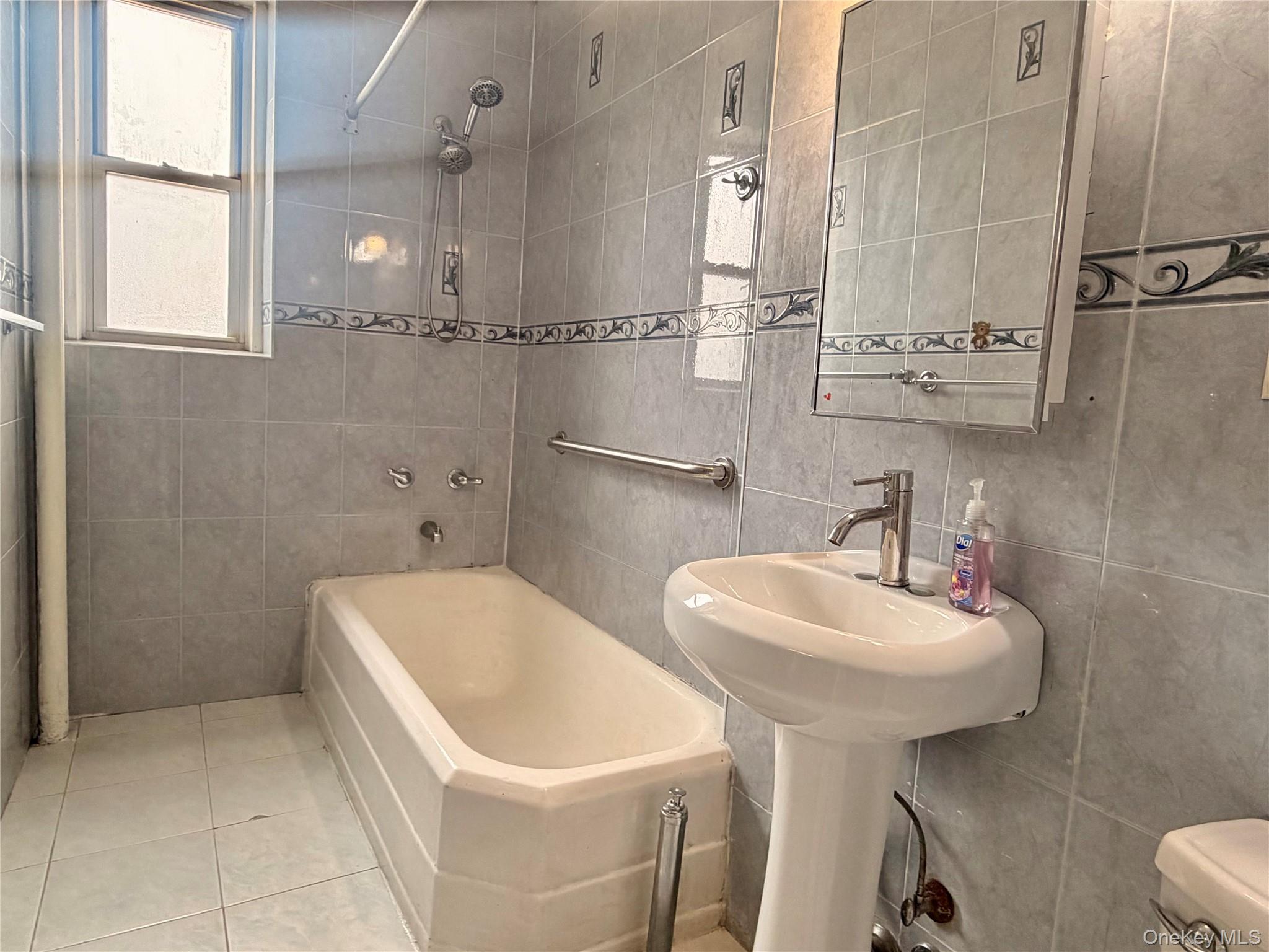 1717 Avenue N, Unit 2K photo 8