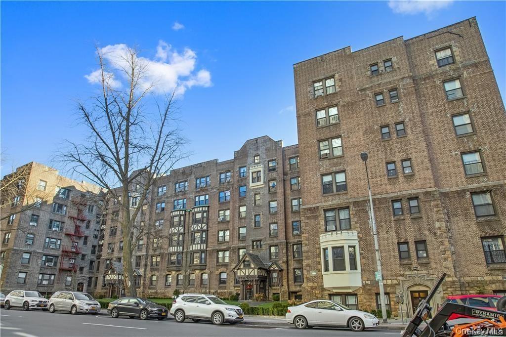 254 Martine Avenue, Unit 1C photo 18